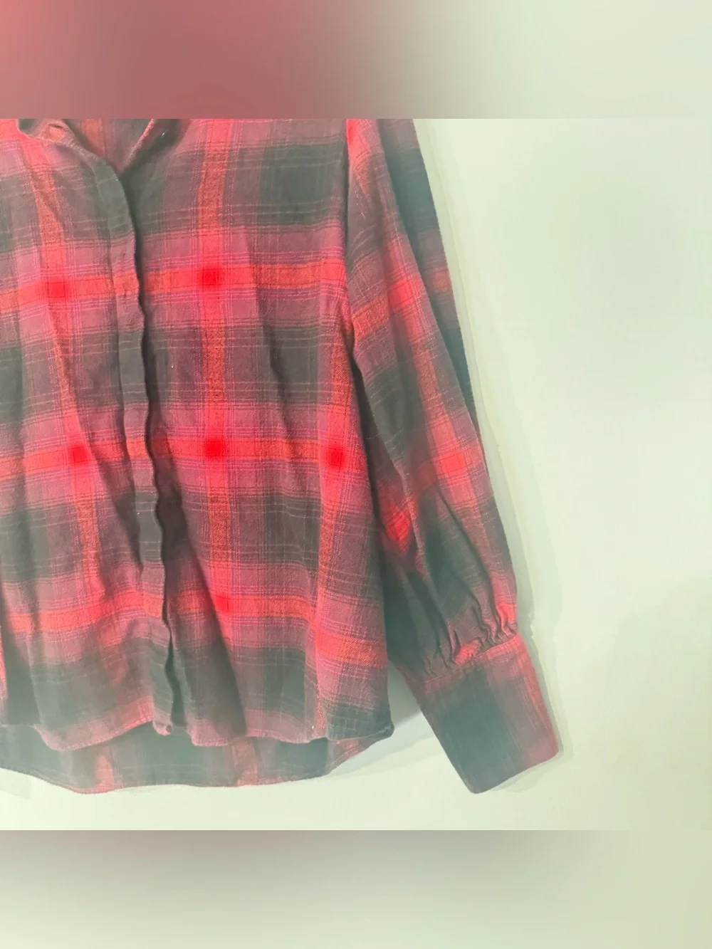 Banana Republic Red Black Plaid Volume Sleeve Flannel Bottom-Front Top